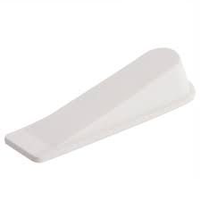 TRABA P/ PUERTA  T/ CUÑA PVC