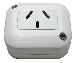 TOMA EXTERIOR  20 AMP CIOCCA